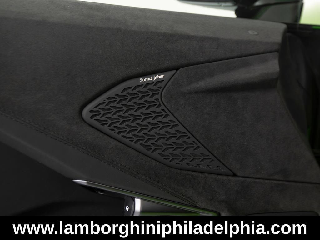 Used 2026 Lamborghini Temerario AWD/4WD image 13