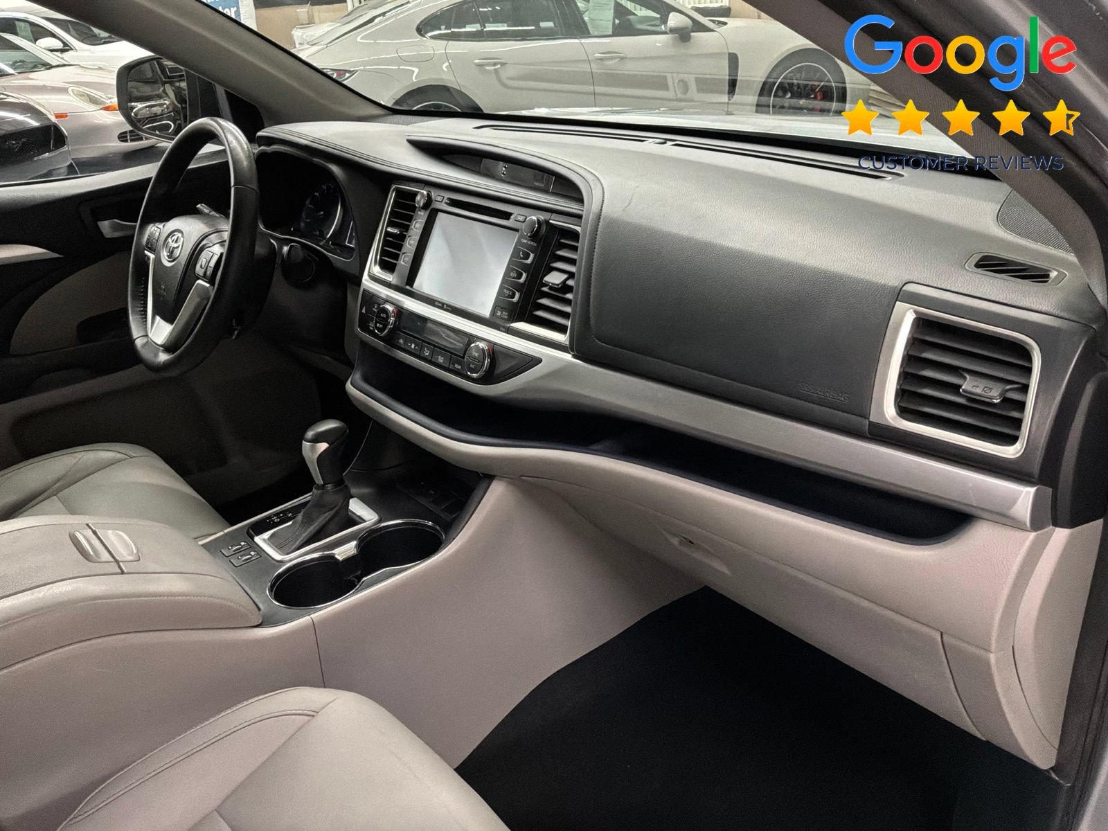 Used 2015 Toyota Highlander XLE FWD image 17