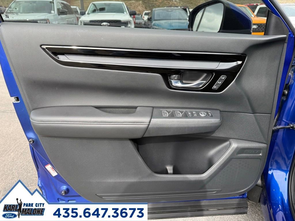 Used 2025 Honda CR-V EX-L image 12