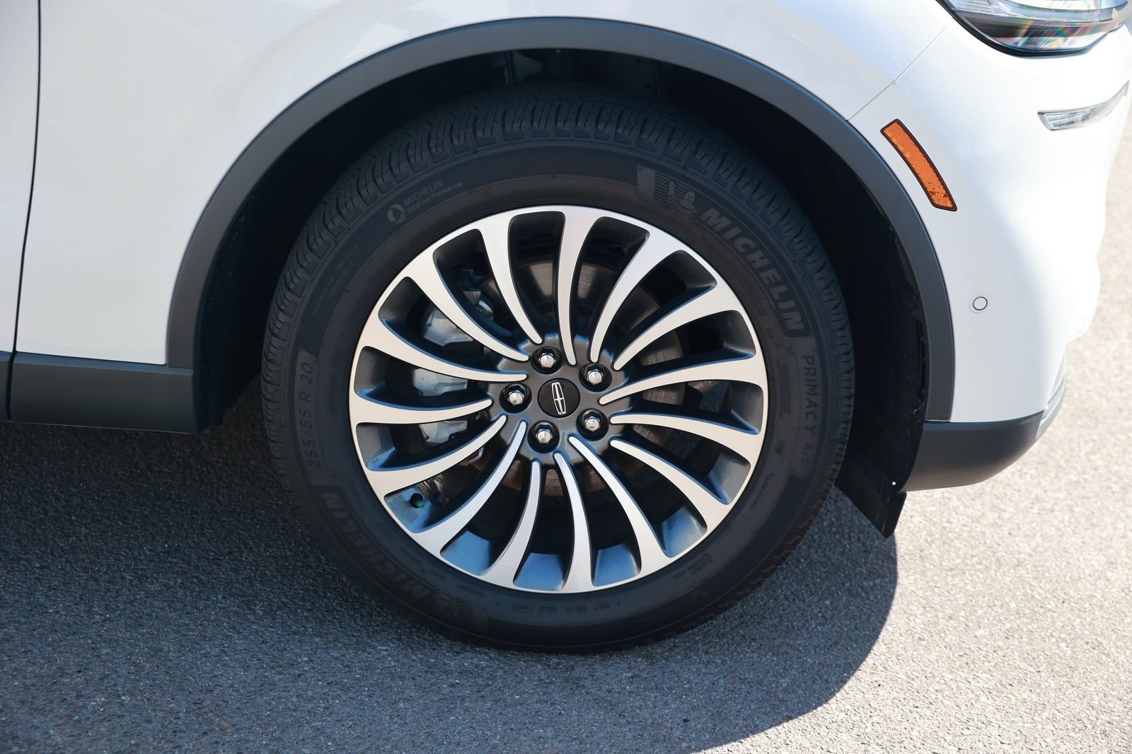 Used 2024 Lincoln Aviator Reserve w/ Equipment Group 201A RWD image 10