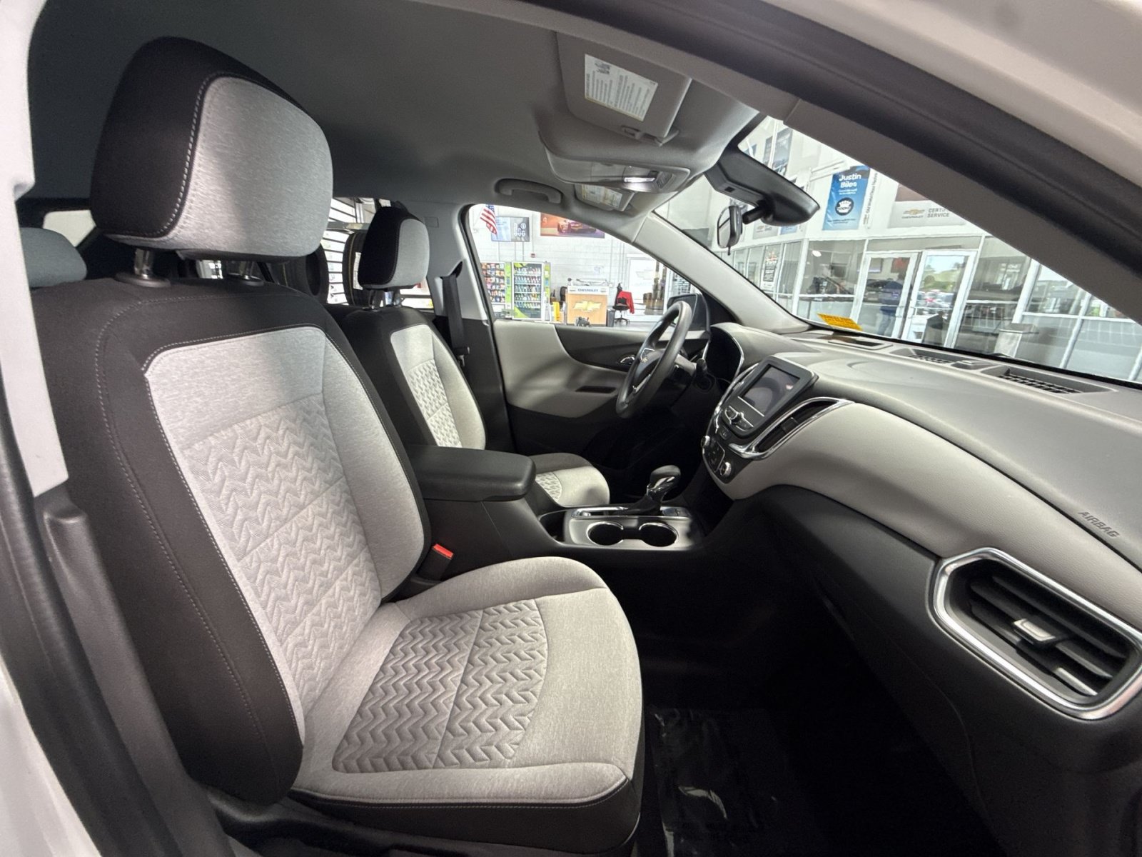 Used 2024 Chevrolet Equinox LS w/ LS Convenience Package AWD/4WD image 27