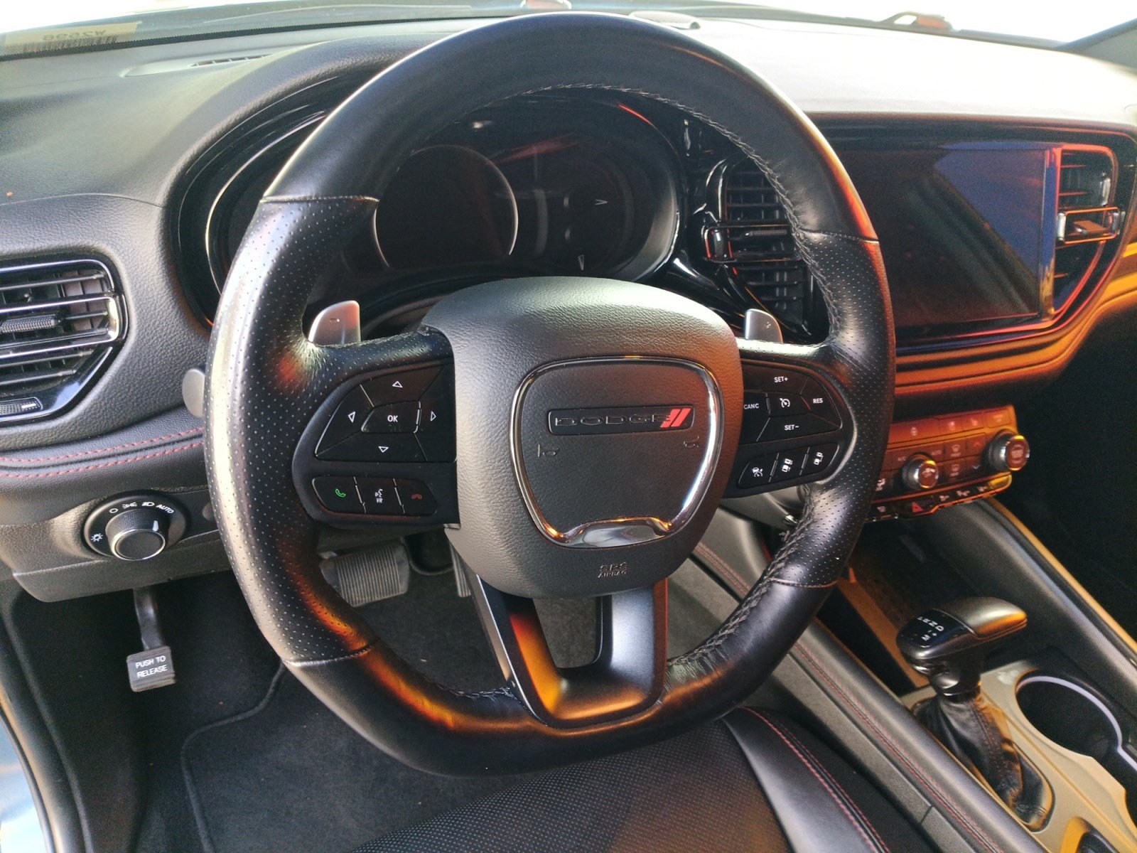 Used 2025 Dodge Durango GT AWD/4WD image 13