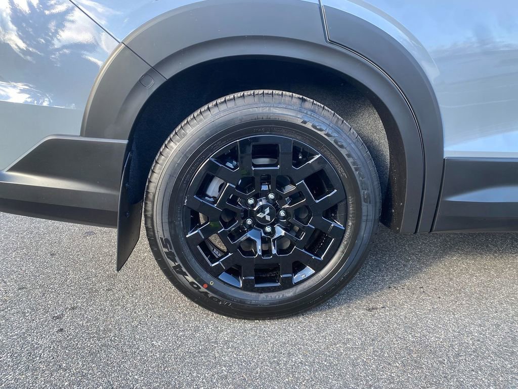 New 2026 Mitsubishi Outlander Trail Edition image 31