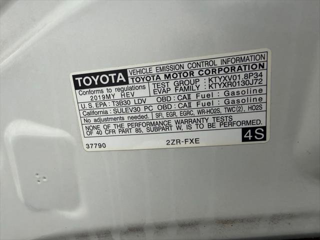 Certified 2019 Toyota Prius L Eco FWD image 34