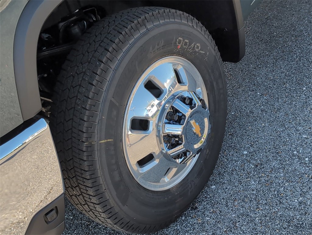 New 2026 Chevrolet Silverado 3500 LT image 31