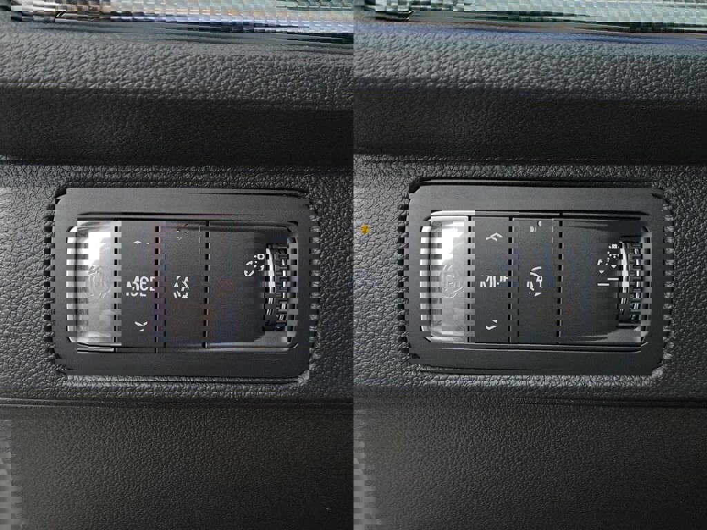 New 2026 Chevrolet Traverse High Country image 15