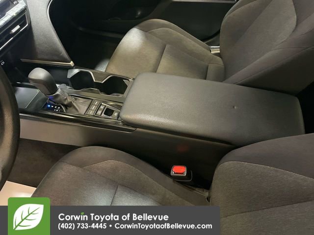Used 2025 Toyota Camry LE image 17