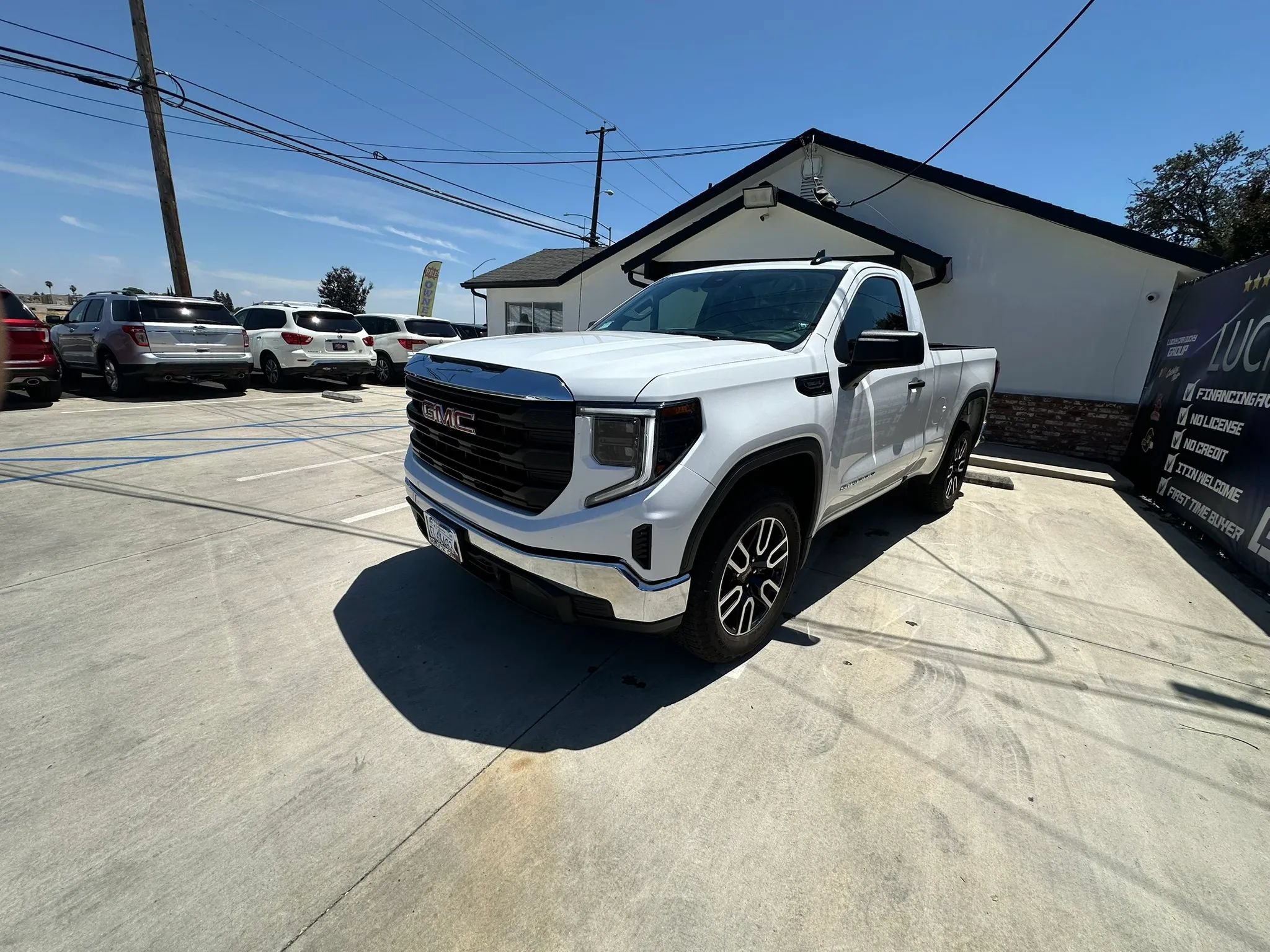 Used 2026 GMC Sierra 1500 Pro w/ Pro Value Package RWD image 4