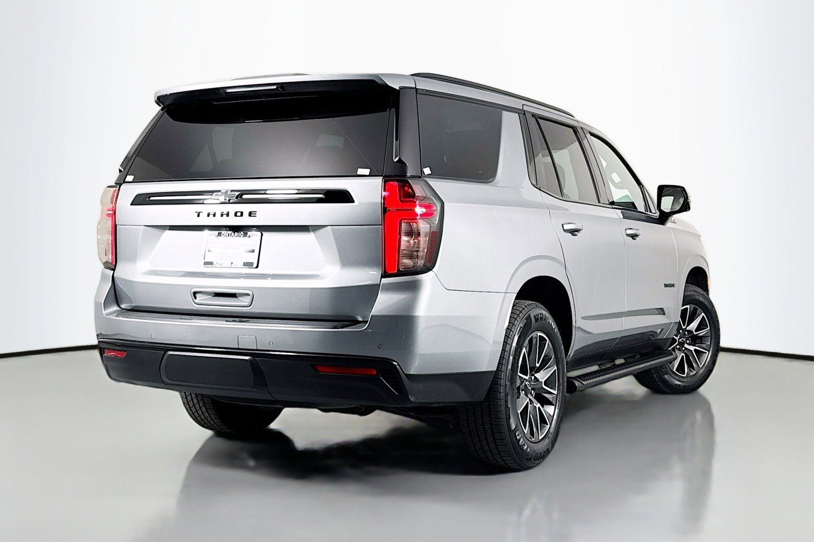 Used 2023 Chevrolet Tahoe Z71 w/ Luxury Package image 12