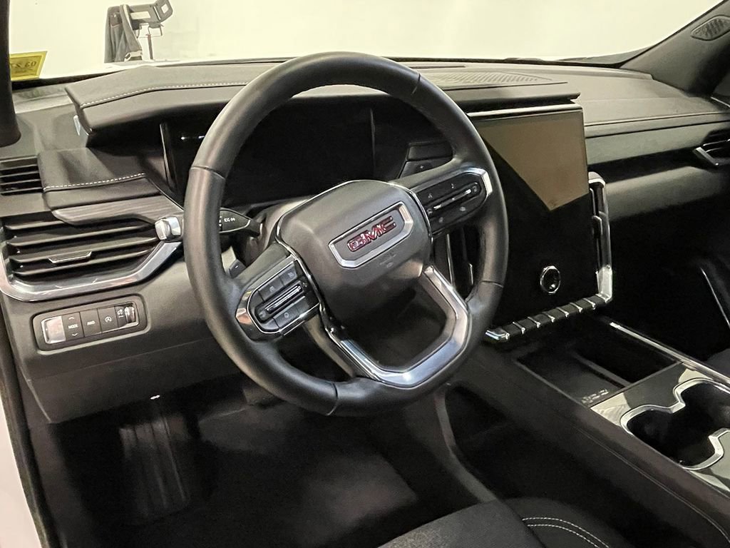 Used 2025 GMC Acadia Elevation image 23