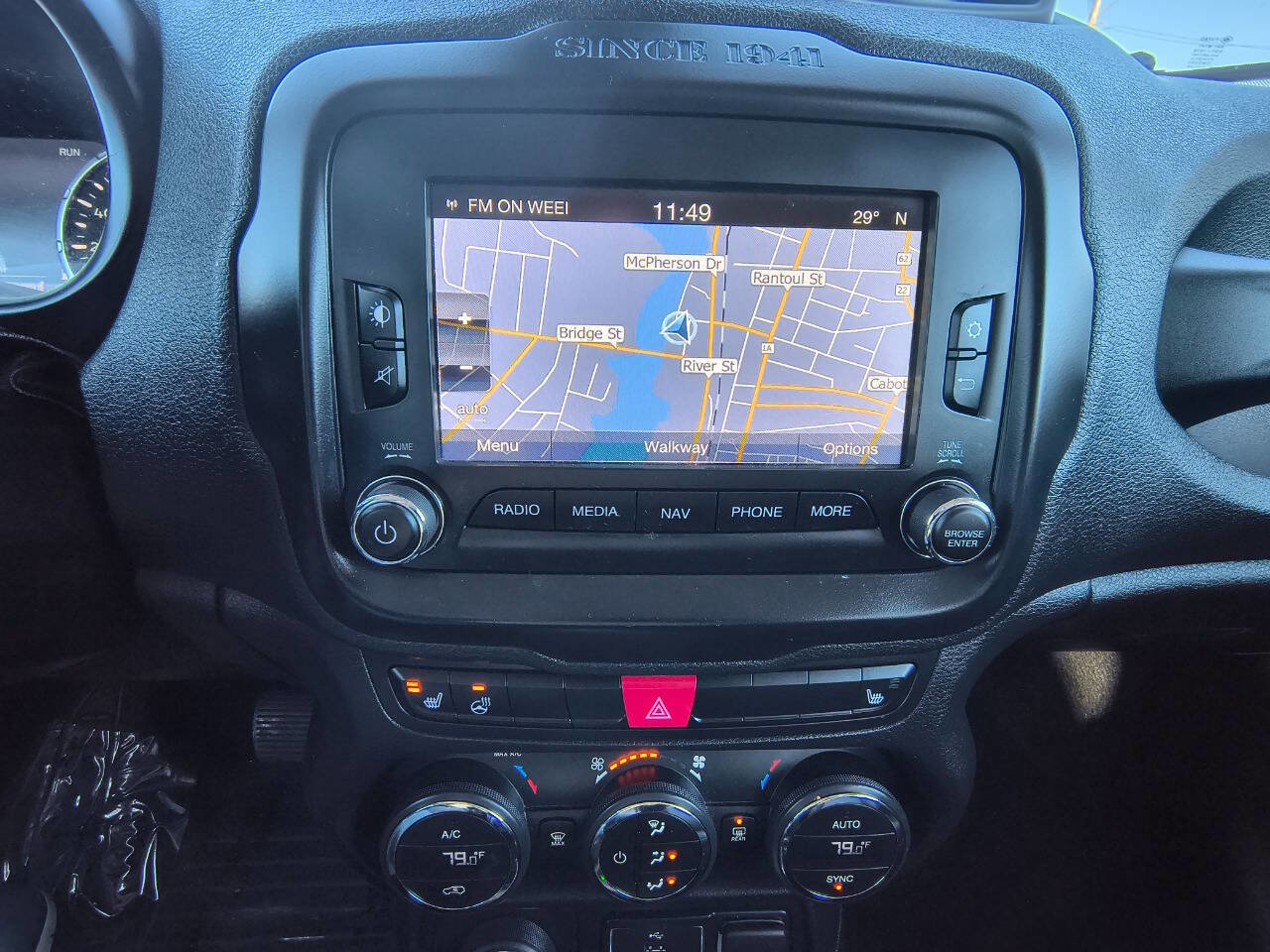 Used 2015 Jeep Renegade Limited w/ Safety & Security Group I image 12