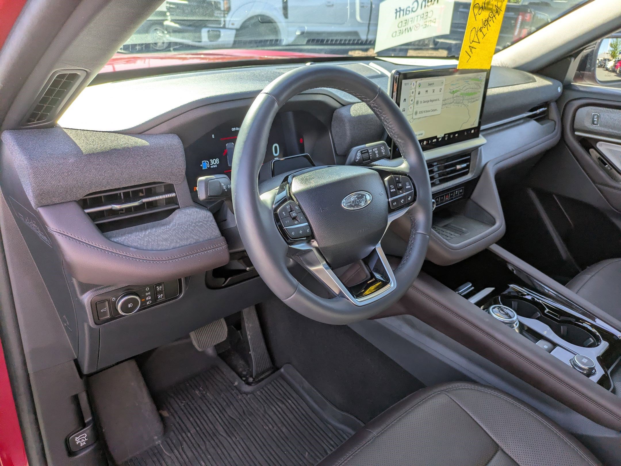 Used 2025 Ford Explorer Platinum w/ Ultimate Package image 16