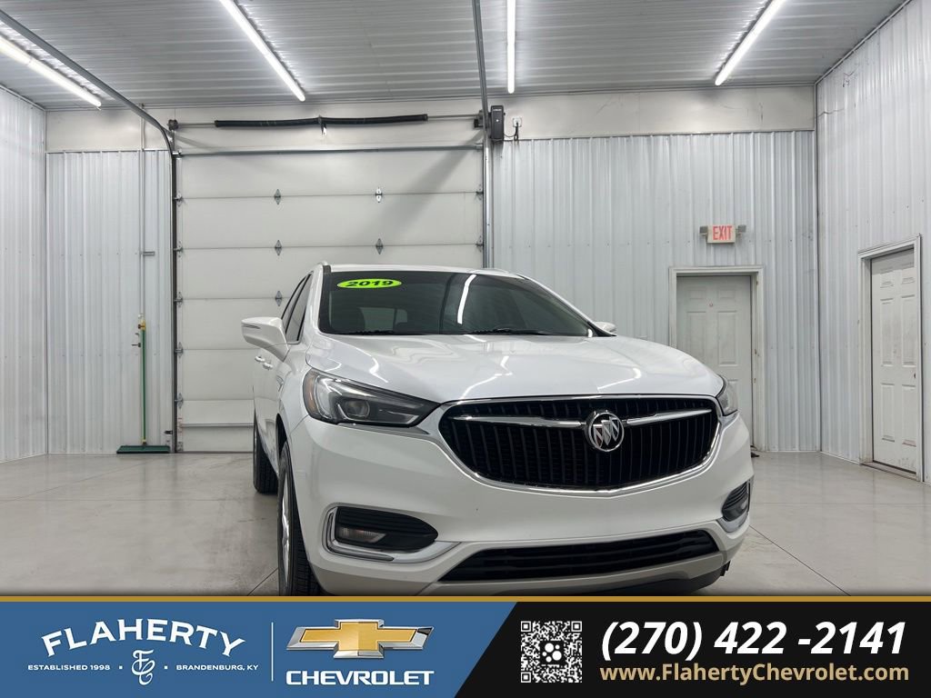 Used 2019 Buick Enclave Essence FWD image 1