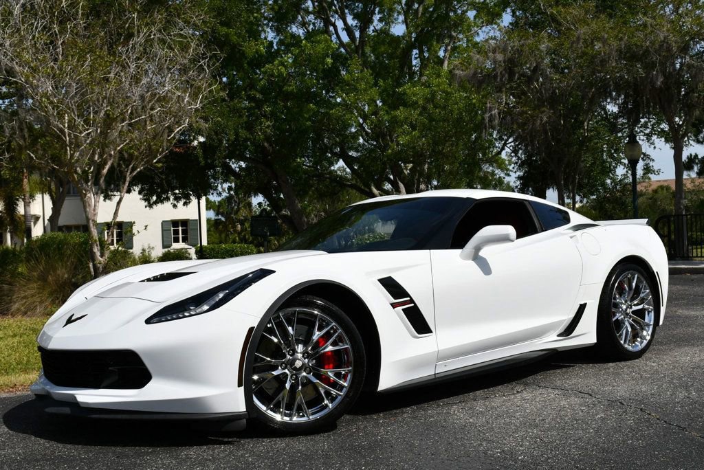 Used 2017 Chevrolet Corvette Grand Sport RWD image 18