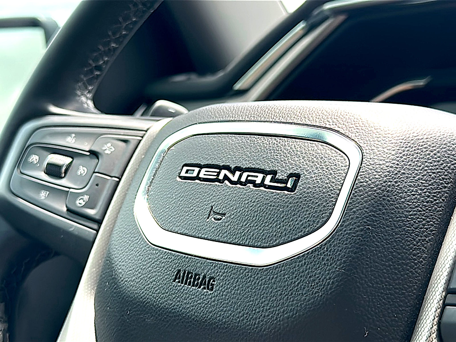 Used 2024 GMC Sierra 1500 Denali w/ Denali Reserve Package RWD image 31