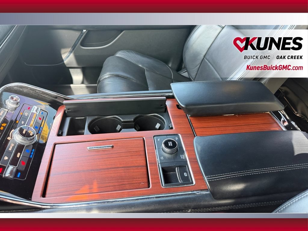 Used 2021 Lincoln Navigator L Reserve AWD/4WD image 32
