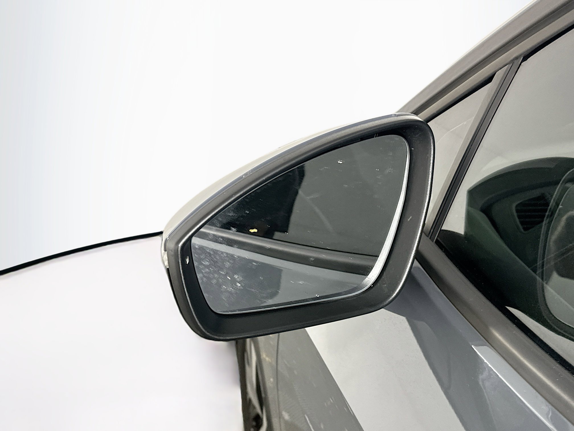 Used 2023 Volkswagen ID.4 Pro RWD image 16