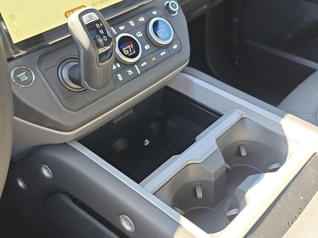 New 2026 Land Rover Defender 110 X image 24