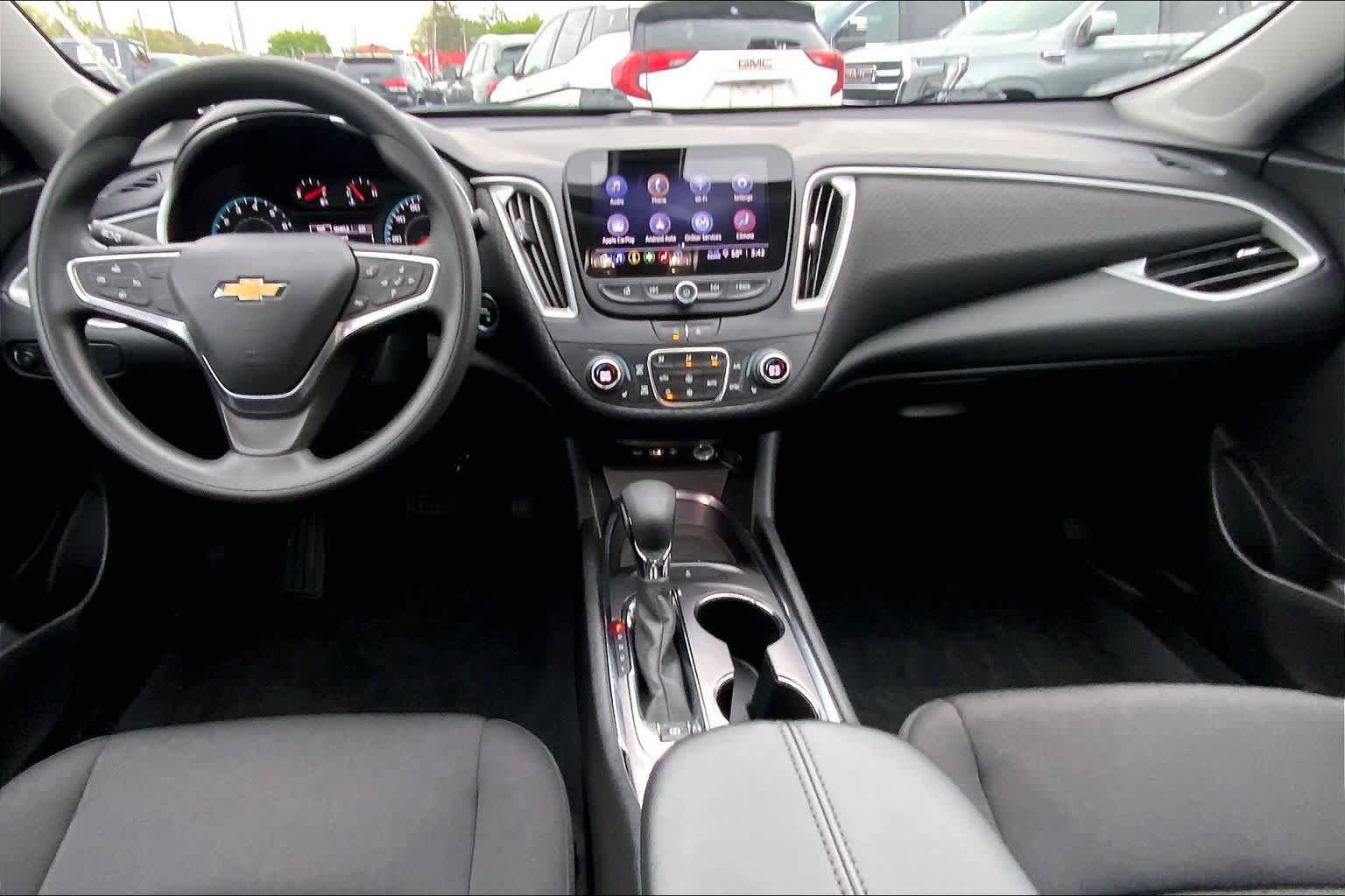 Used 2022 Chevrolet Malibu LT FWD image 15