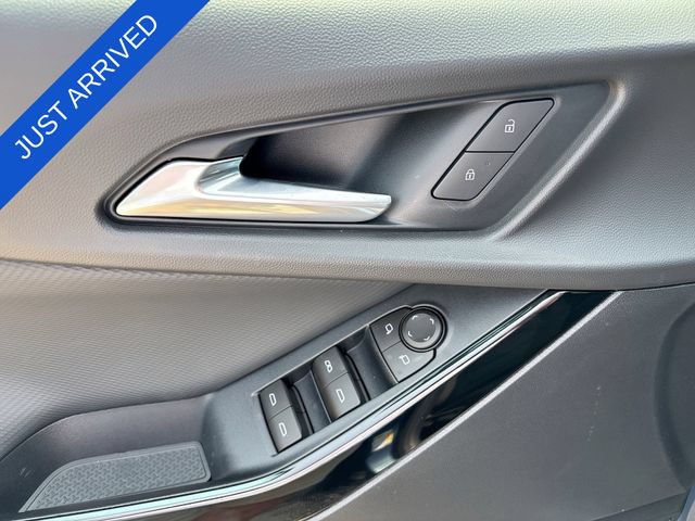 New 2026 Chevrolet Equinox LT w/ Safety and Technology Package FWD image 13
