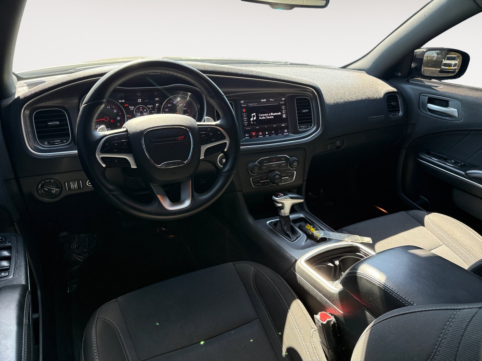 Used 2018 Dodge Charger R/T RWD image 15