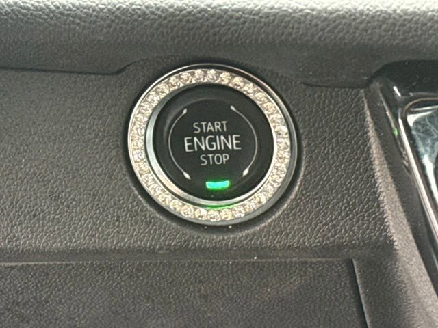 Used 2024 Chevrolet Traverse LS w/ Midnight/Sport Edition AWD/4WD image 29
