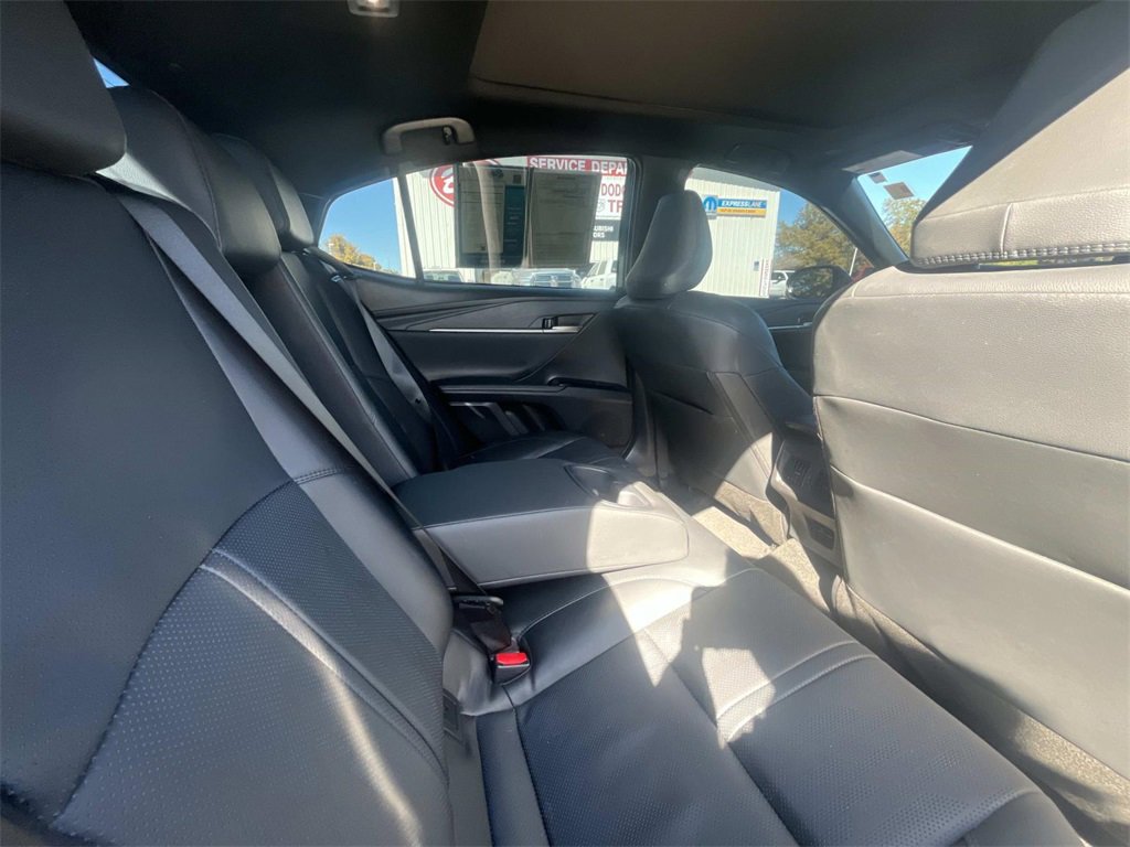 Used 2025 Toyota Camry XSE image 16