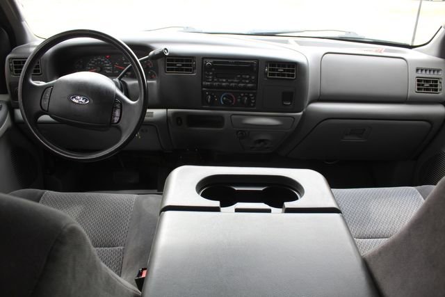 Used 2003 Ford F250 XLT image 17