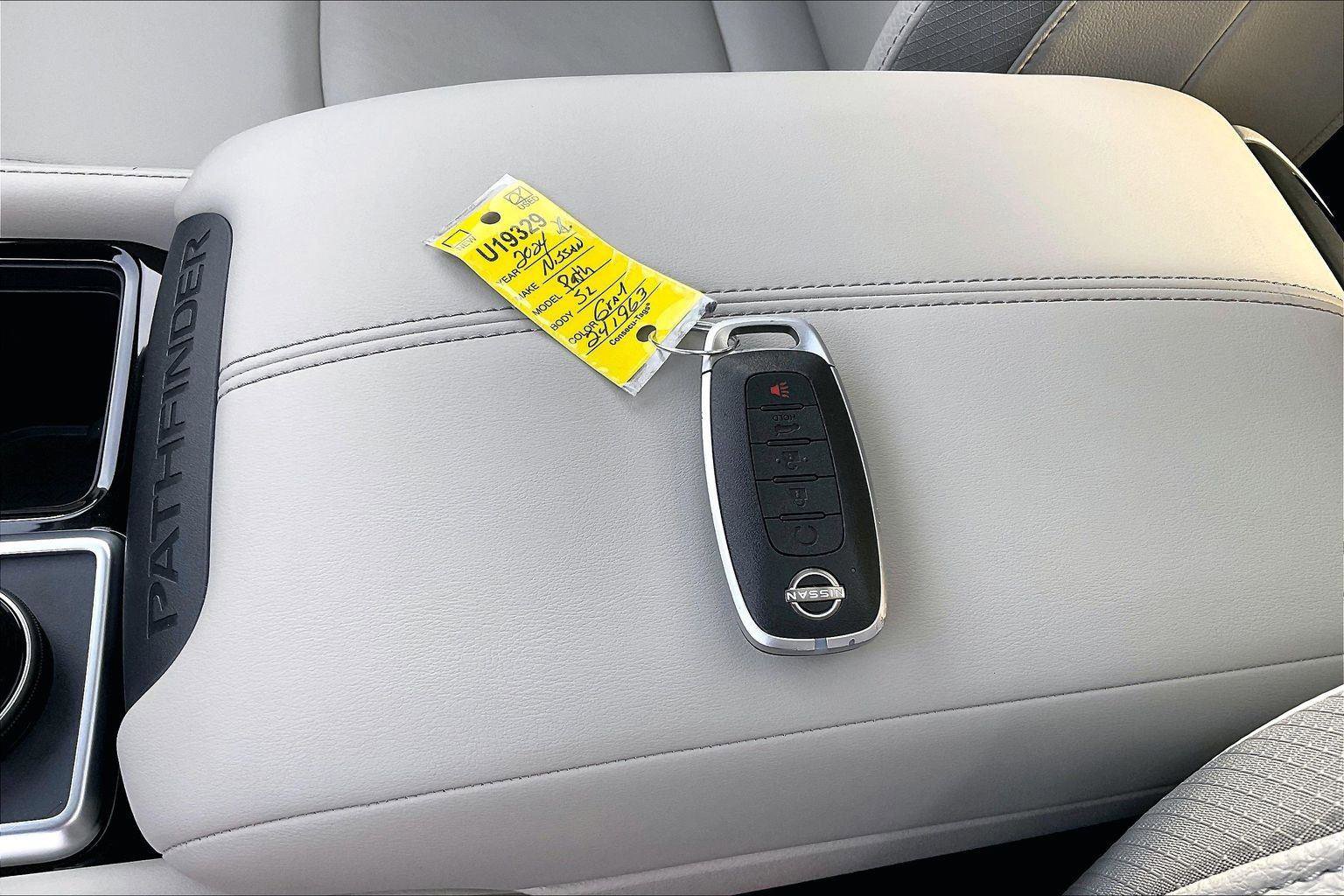 Certified 2024 Nissan Pathfinder SL w/ SL Premium Package image 12