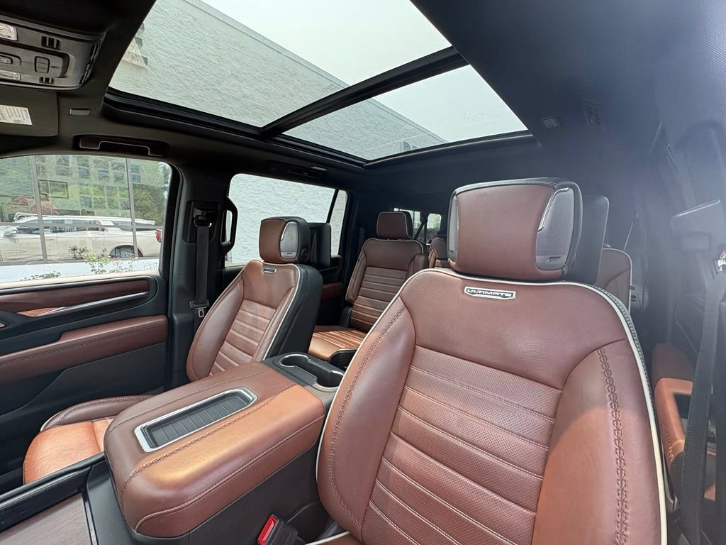 Certified 2023 GMC Yukon XL Denali Ultimate AWD/4WD image 2