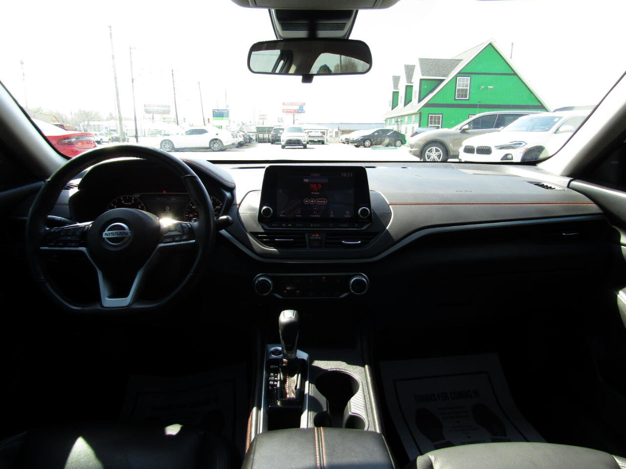 Used 2021 Nissan Altima 2.5 SR w/ SR Premium Package image 9