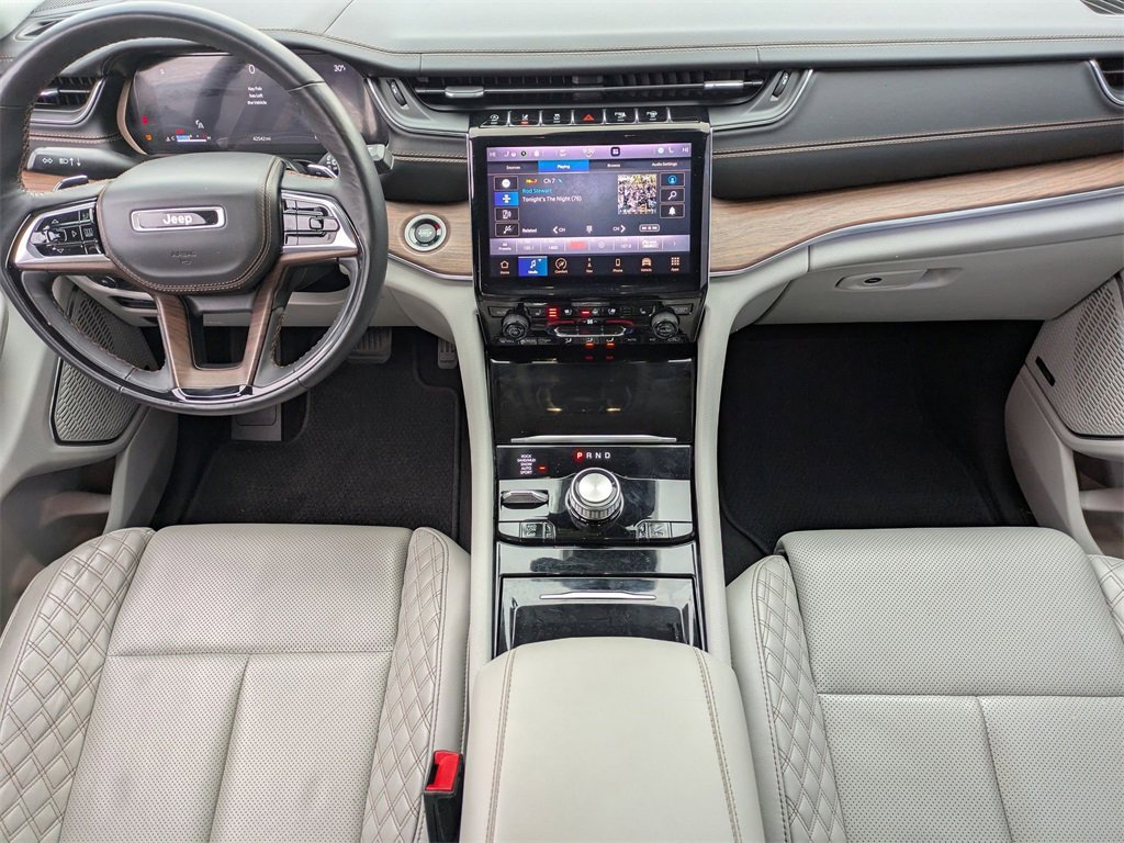 Used 2021 Jeep Grand Cherokee L Summit w/ Advanced Protech Group IV image 35