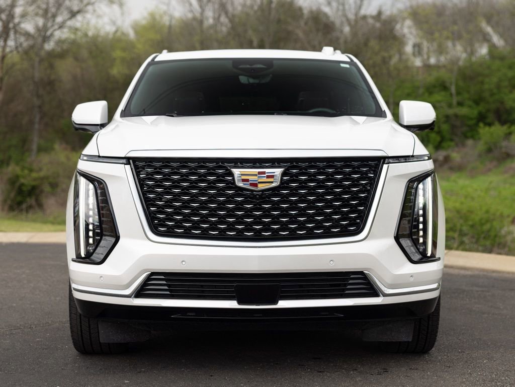 Used 2025 Cadillac Escalade Premium Luxury w/ Touring Package image 10
