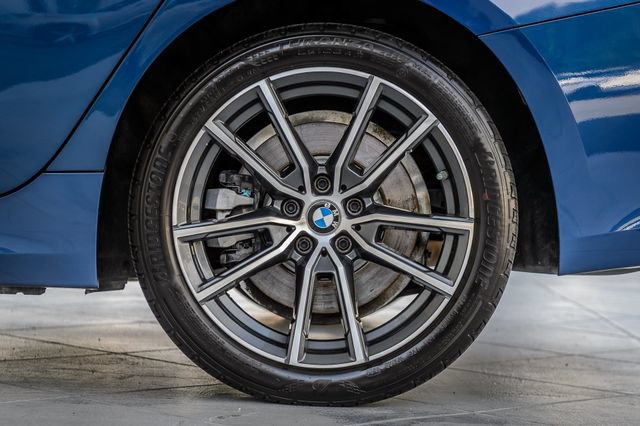 Used 2022 BMW 330i xDrive Sedan w/ Driving Assistance Package AWD/4WD image 13