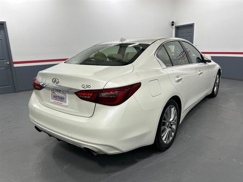 Used 2018 INFINITI Q50 Luxe image 3