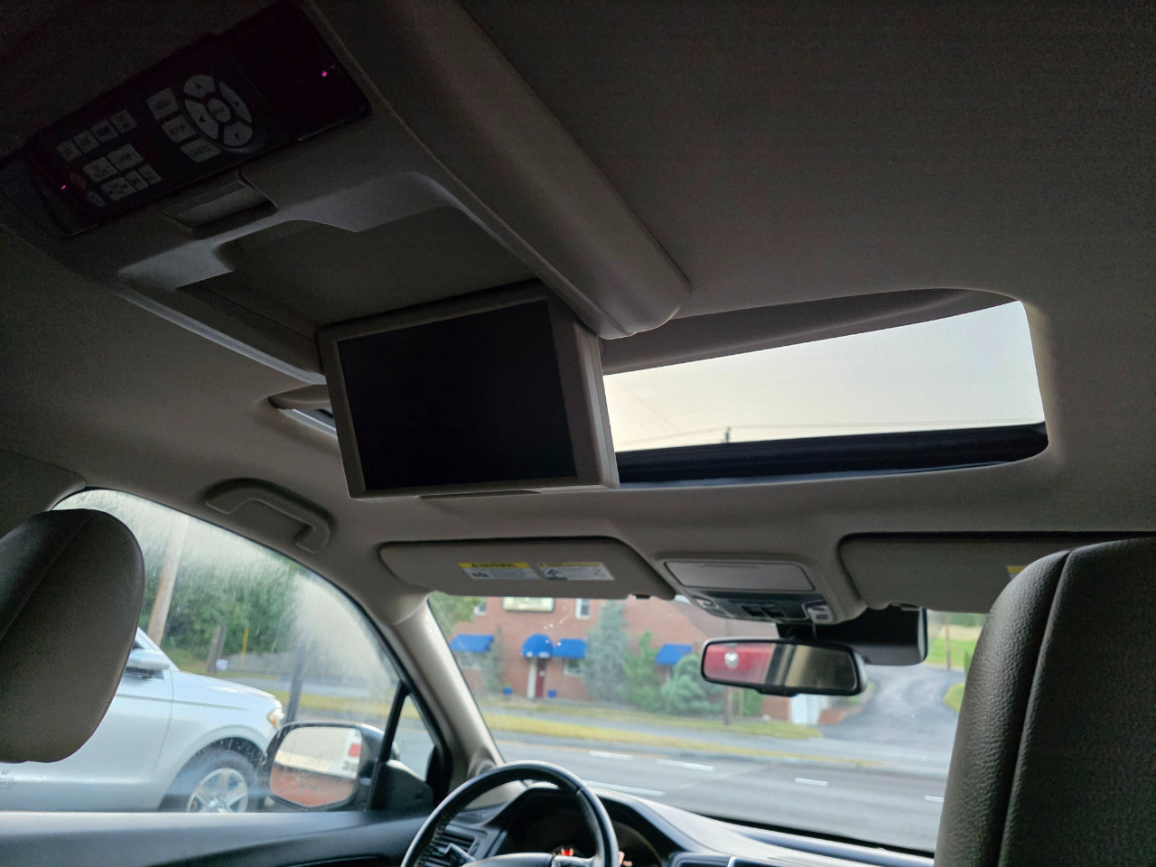 Used 2016 Honda Pilot Elite image 23