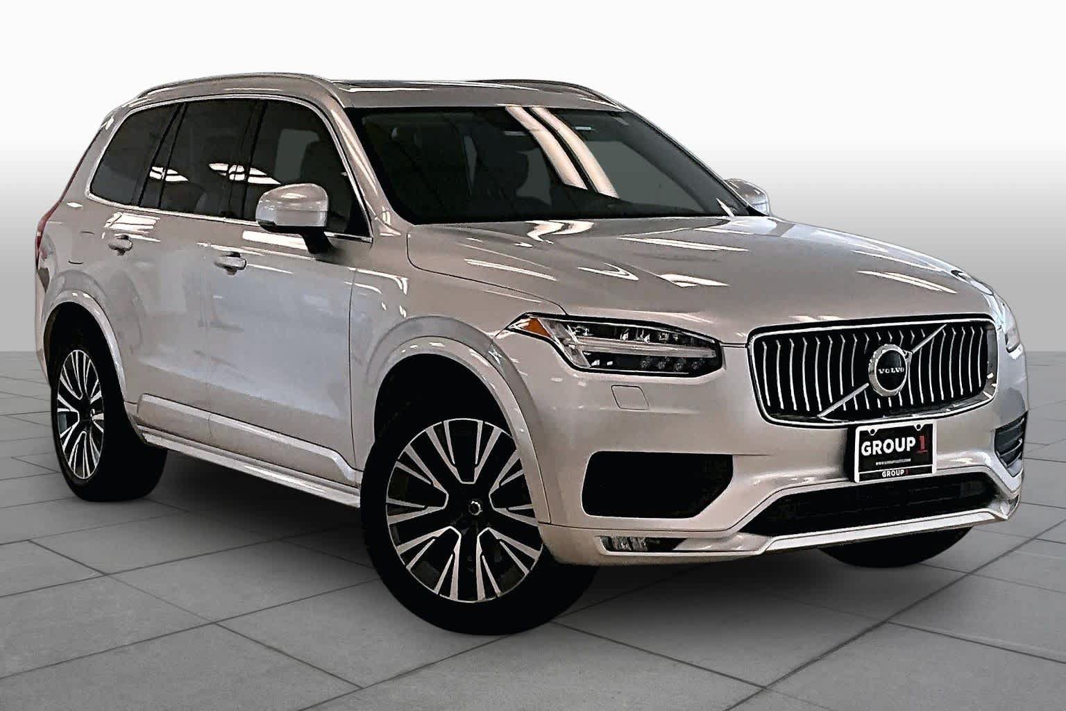 Used 2022 Volvo XC90 T5 Momentum w/ Climate Package FWD image 2