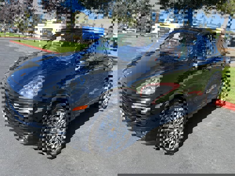 Used 2017 Porsche Cayenne S image 6