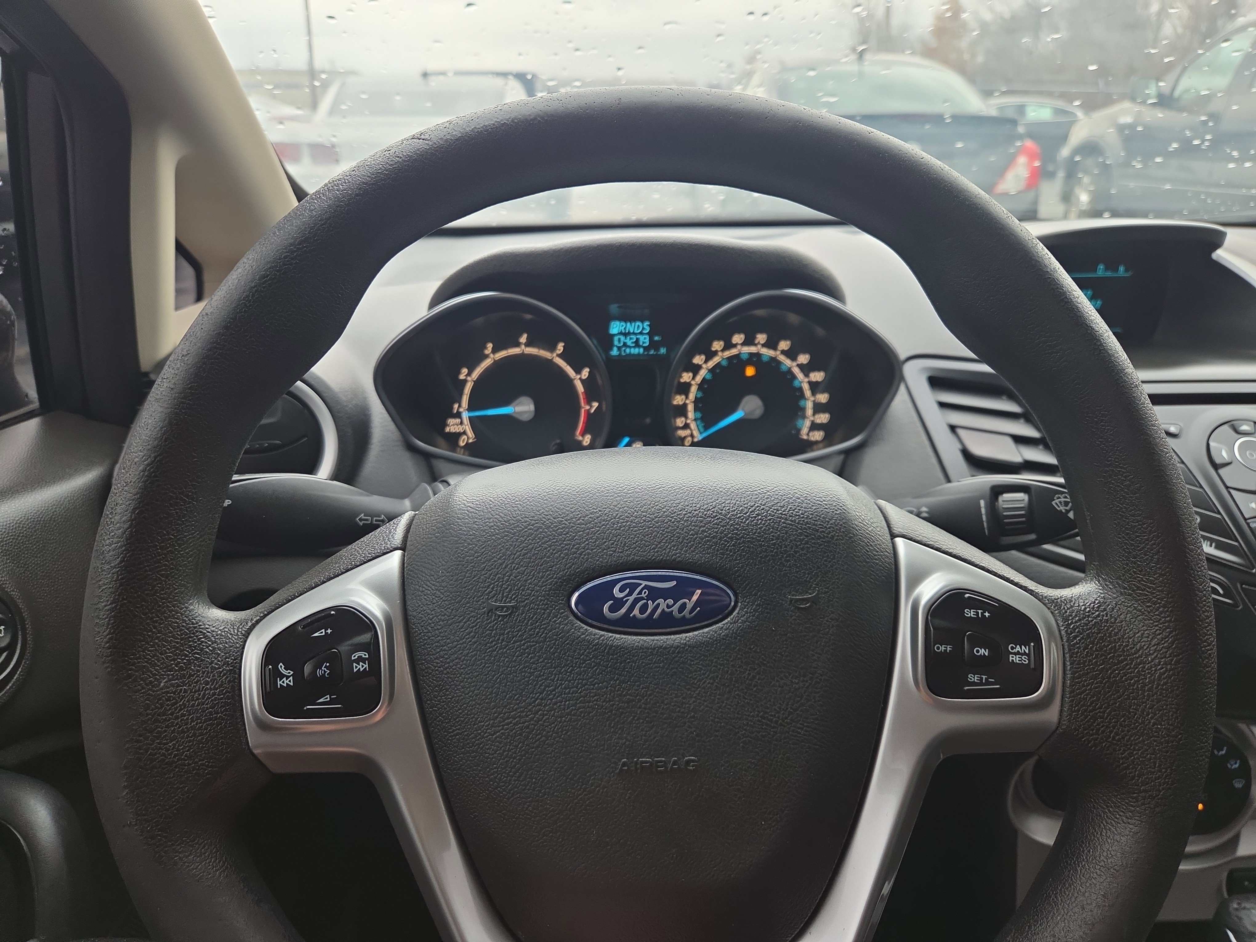 Used 2017 Ford Fiesta SE image 15