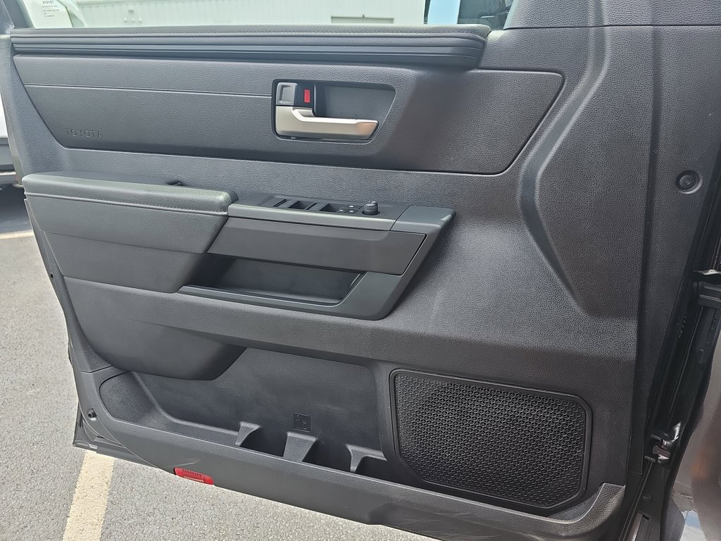 Used 2023 Toyota Tundra SR5 w/ SR5 Convenience Package AWD/4WD image 32