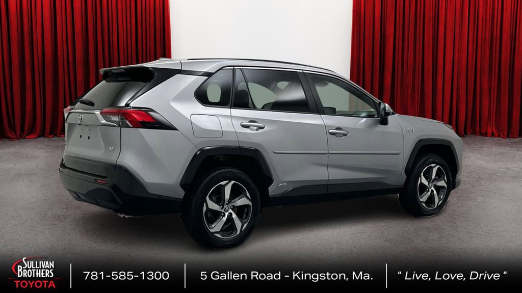 Used 2021 Toyota RAV4 SE AWD/4WD image 5