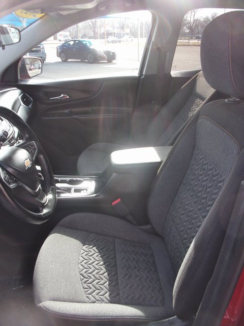 Used 2023 Chevrolet Equinox LT image 23