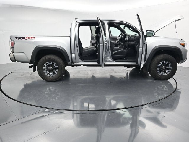 Used 2023 Toyota Tacoma TRD Off-Road AWD/4WD image 49