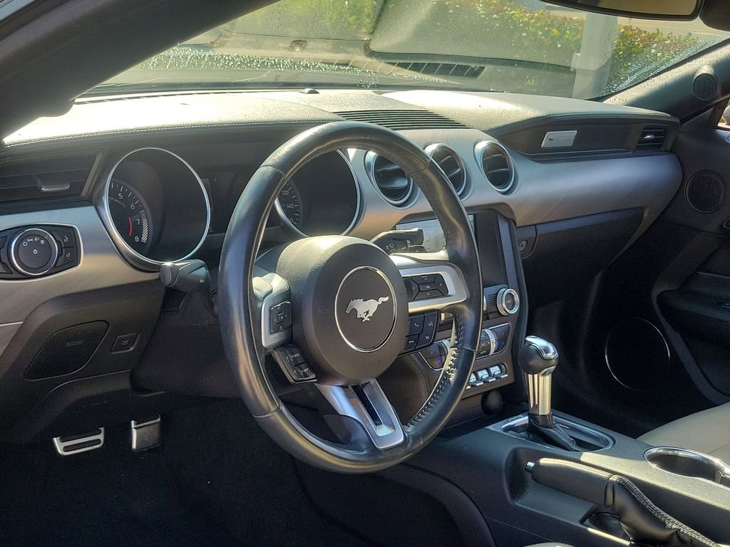 Used 2018 Ford Mustang Premium image 20