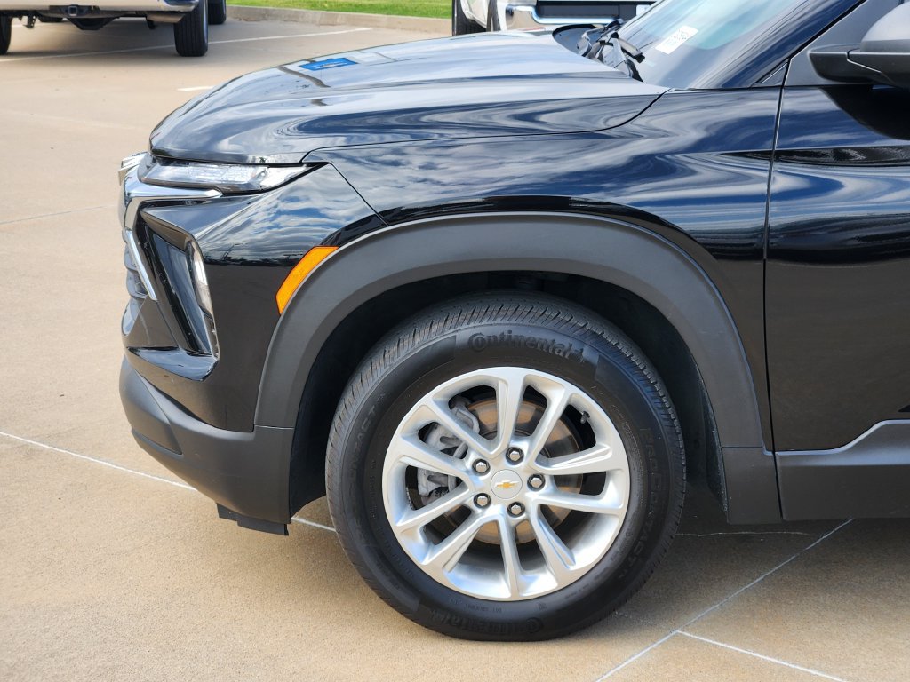 Used 2025 Chevrolet TrailBlazer LS w/ LS Confidence Package FWD image 8
