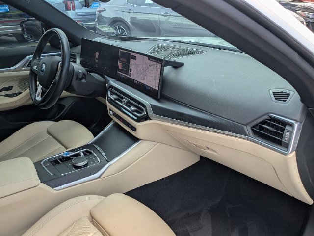 Used 2024 BMW i4 eDrive40 w/ Premium Package RWD image 34