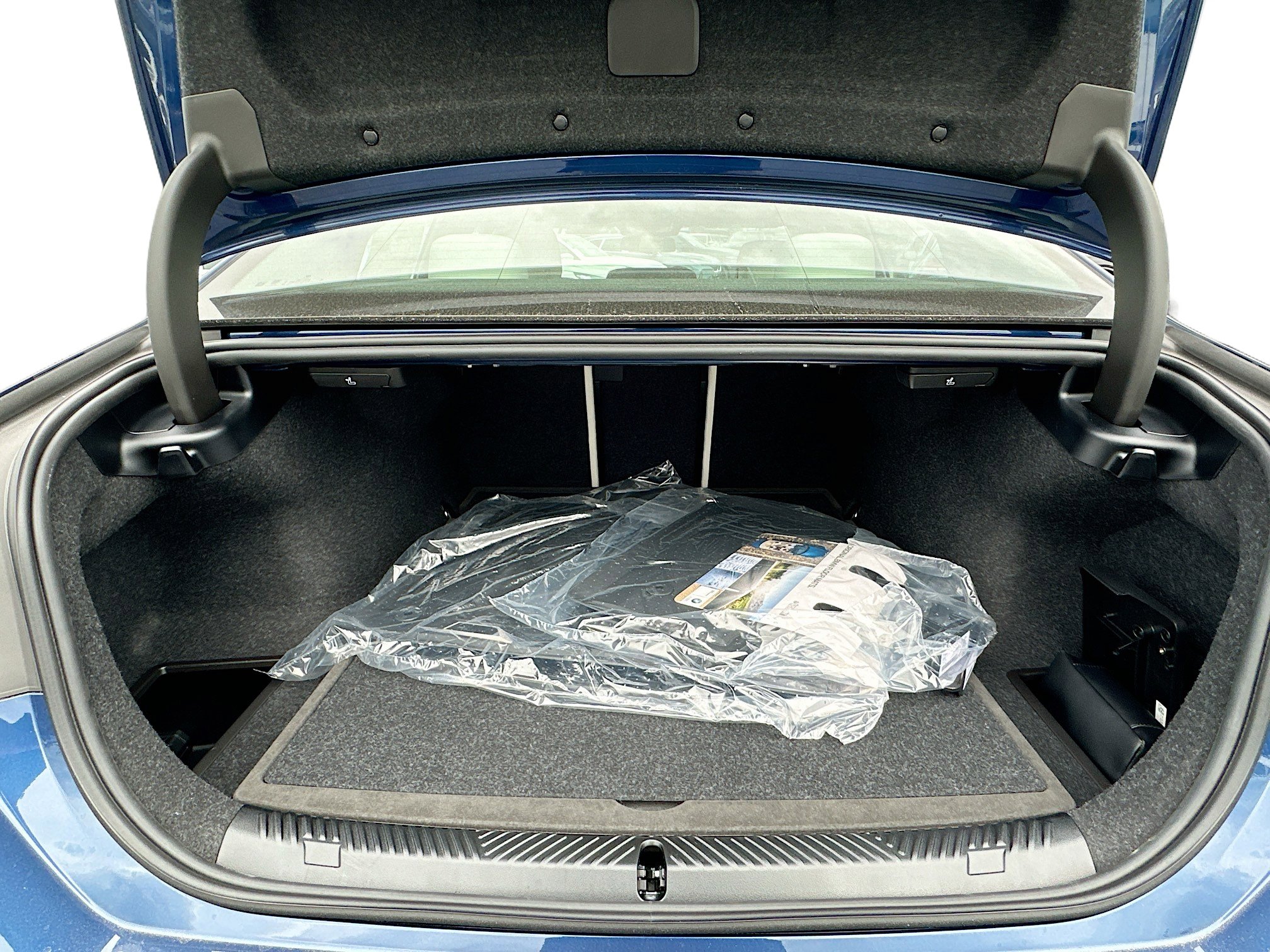 New 2026 BMW 530i w/ Convenience Package image 21