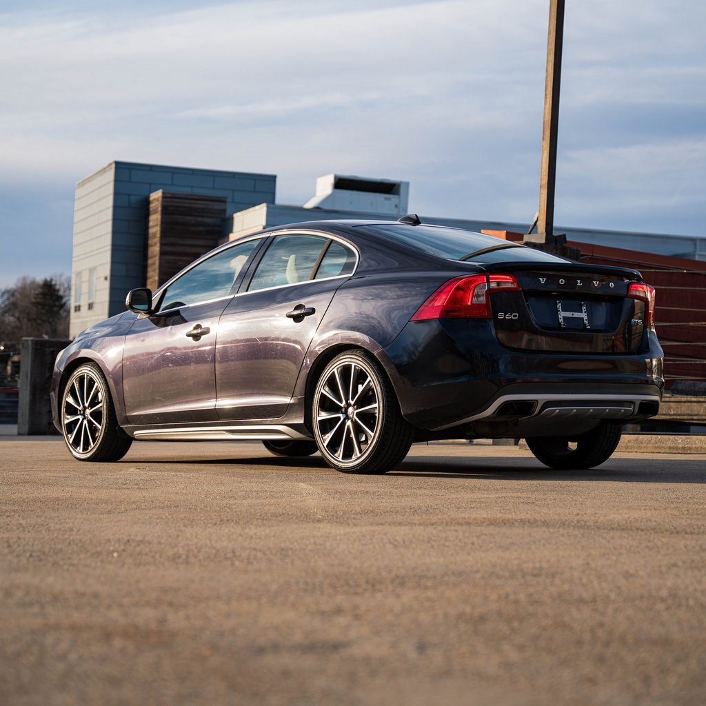 Used 2016 Volvo S60 T5 Premier w/ Convenience Package image 5