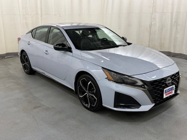 Used 2024 Nissan Altima 2.5 SR w/ SR Premium Package