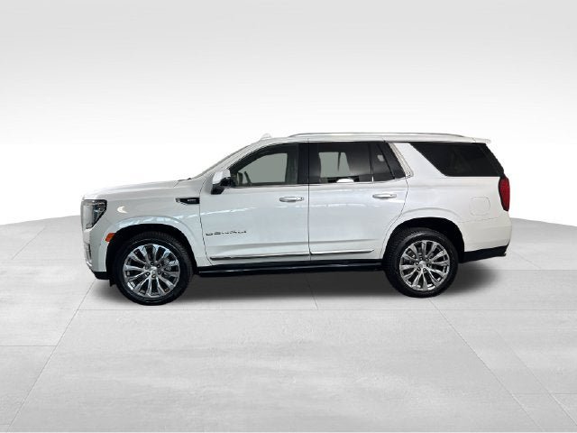 Used 2021 GMC Yukon Denali w/ Denali Premium Package AWD/4WD image 2